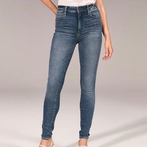 Abercrombie & Fitch Super Skinny Jeans